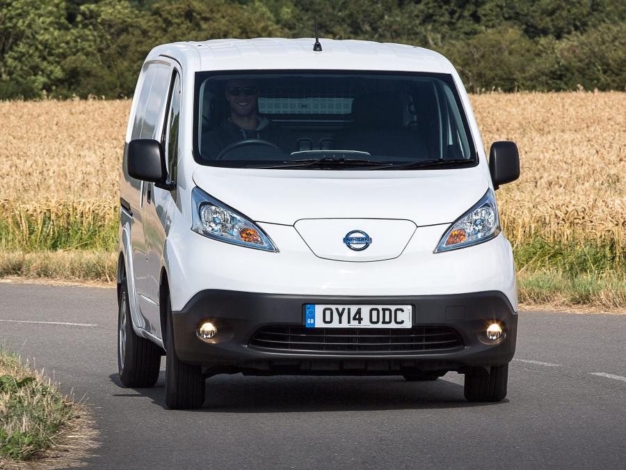  Nissan e-NV200 Van 2014 года  (UK) (фото 22 из 30)